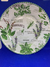 Load image into Gallery viewer, Small decorative plates
