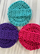 Load image into Gallery viewer, Scrubbies with handles
