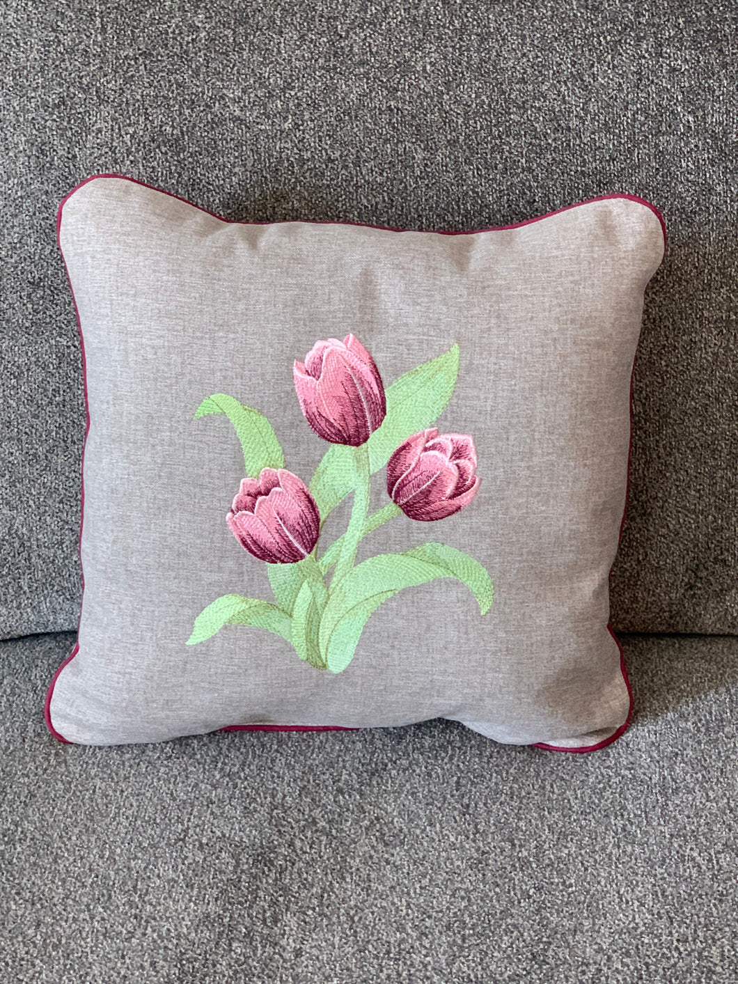 Tulip pillows